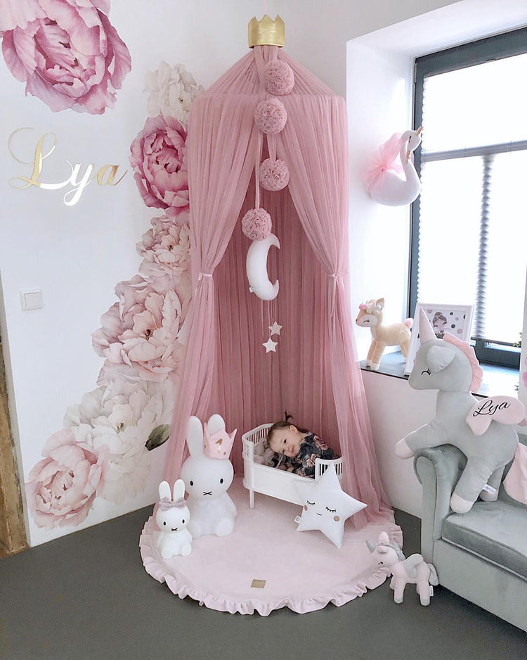 Cozy Hideouts & Play Spaces